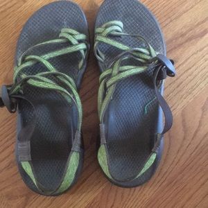 Women’s Chacos- Olive Green with toe loop